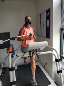 test VO2max pe banda de alergare